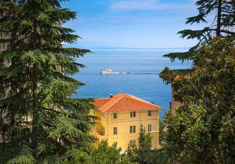 هتل Remisens Villa Belvedere