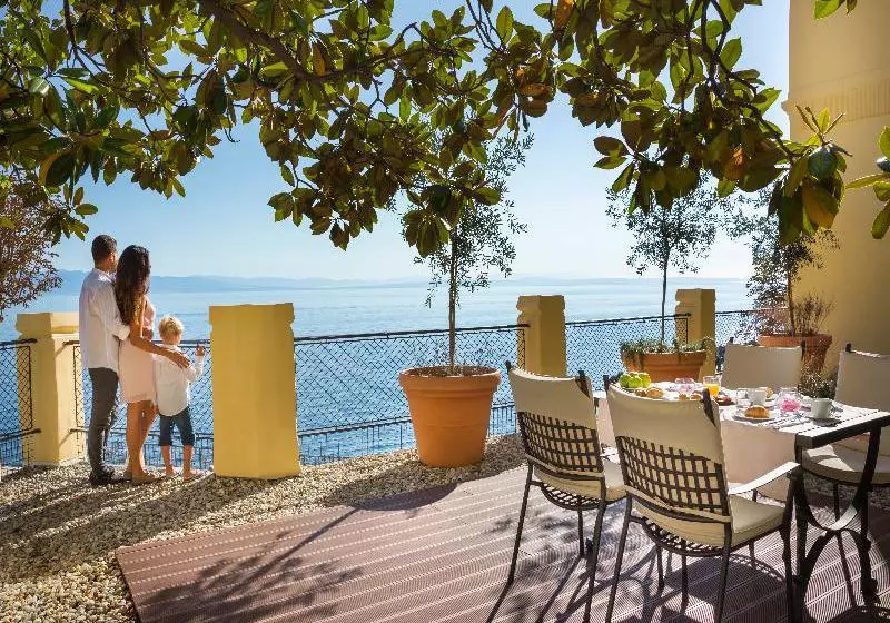 هتل Remisens Villa Belvedere