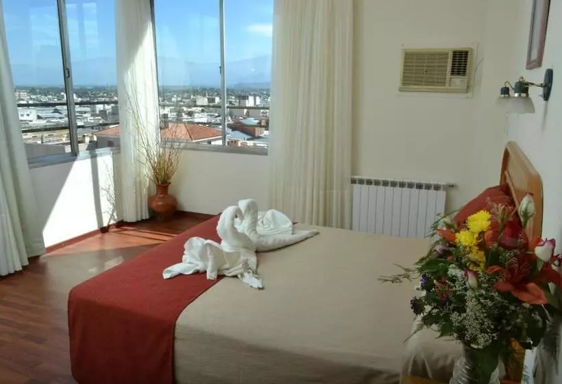 هتل Victoria Plaza