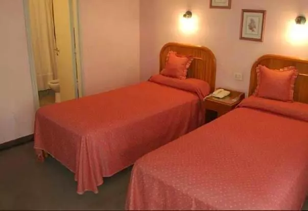 هتل Victoria Plaza