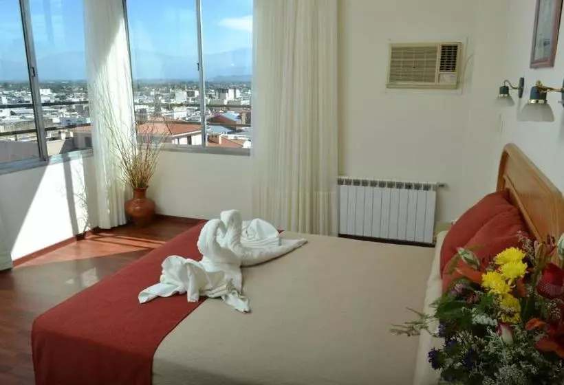 هتل Victoria Plaza