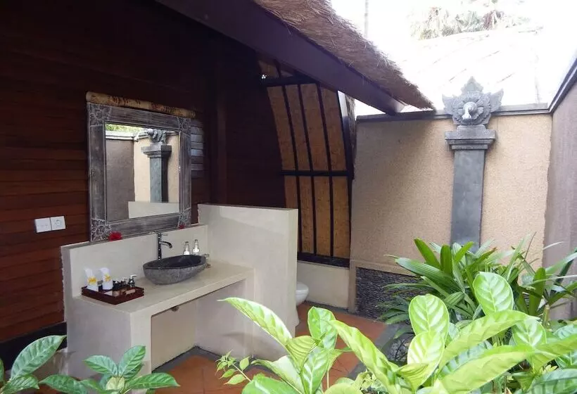 Kinaara Resort & Spa