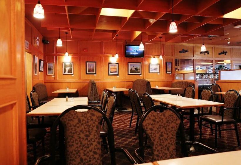 מוטל Tamarack Motor Inn