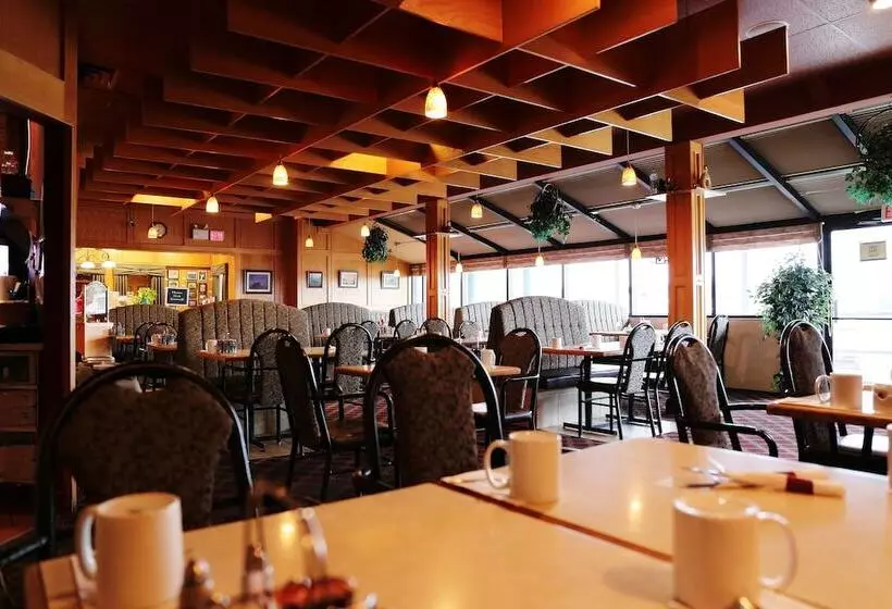 汽车旅馆  Tamarack Motor Inn