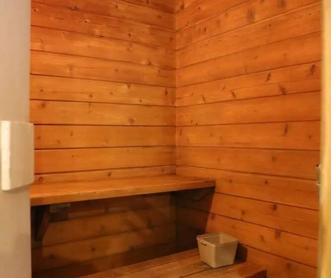 汽车旅馆  Tamarack Motor Inn