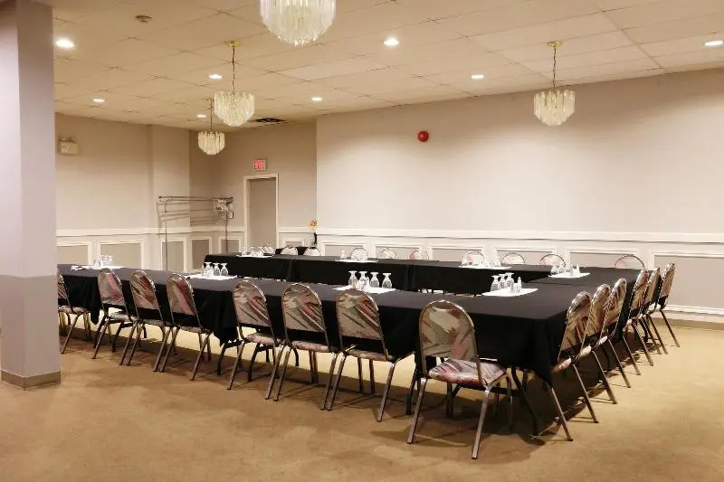 Motelli Tamarack Motor Inn