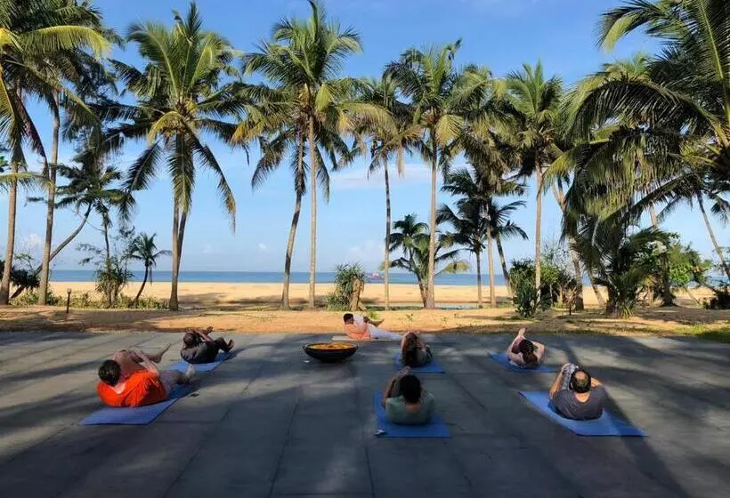 Resort Neeleshwar Hermitage