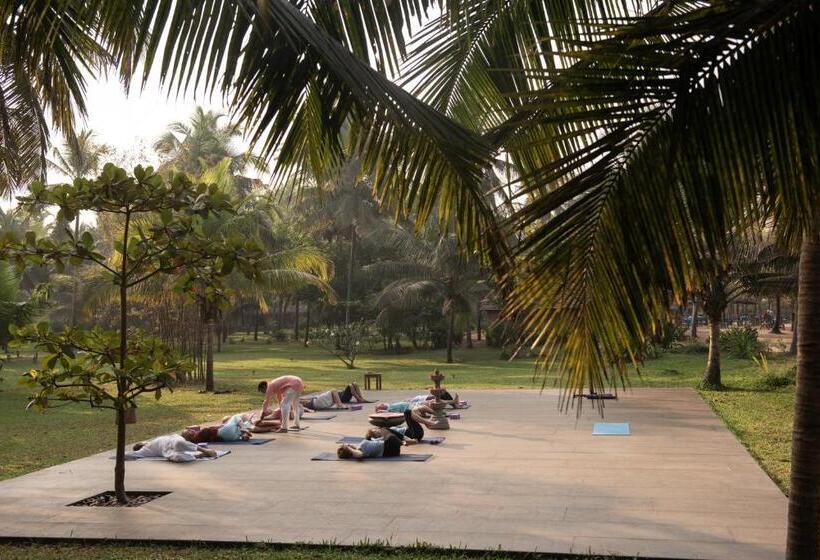 אתר נופש Neeleshwar Hermitage