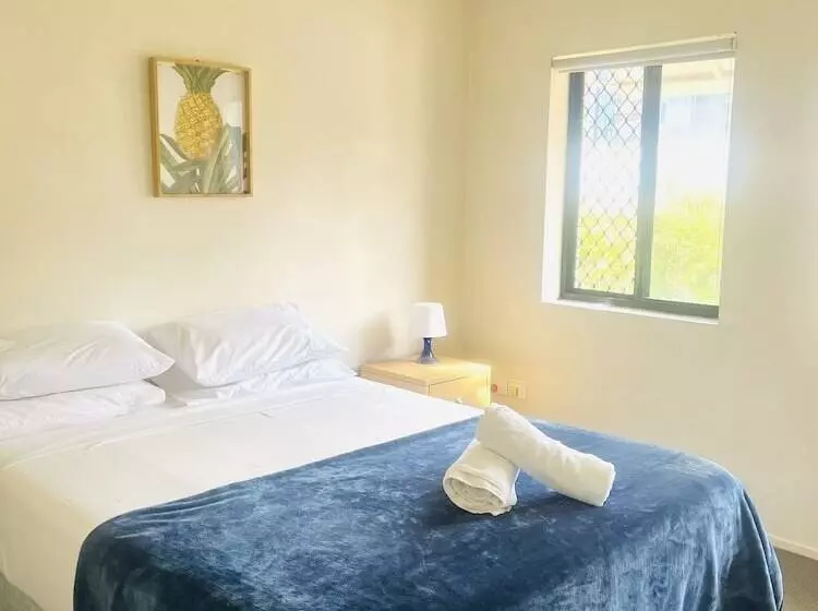 Spring Hill Gardens Apartments