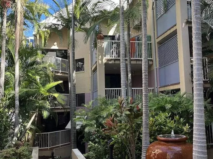 Spring Hill Gardens Apartments