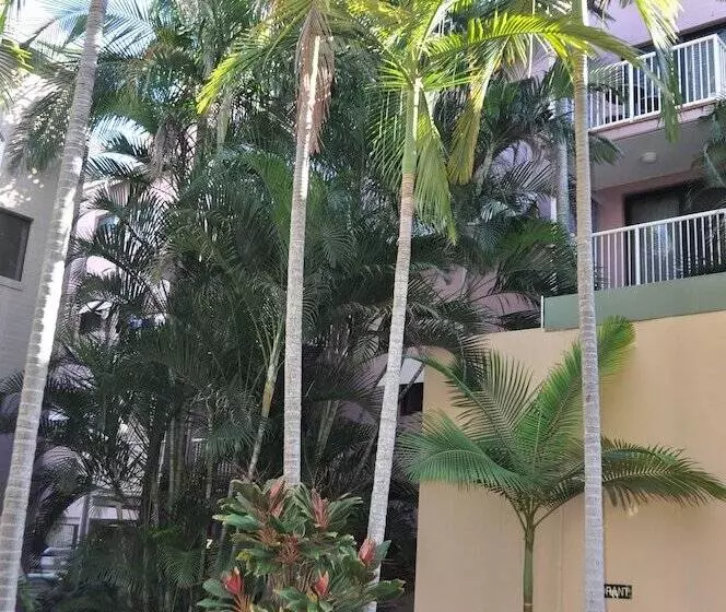 Spring Hill Gardens Apartments