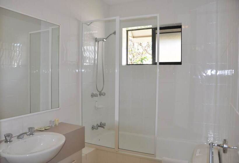 Spring Hill Gardens Apartments