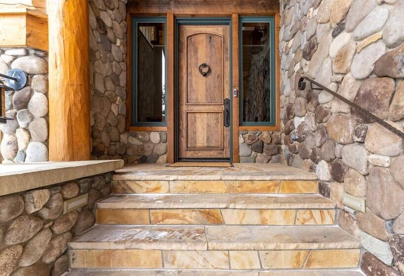 140 Goldenrod Circle By Summit County Mountain Retreats