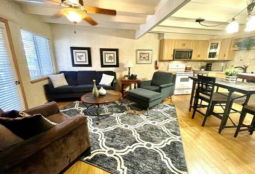 Mountain Harbor Lodge Cottage On Lake Ouachita By Redawning