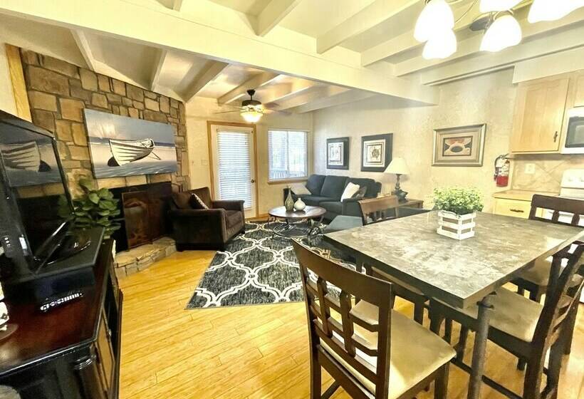 Mountain Harbor Lodge Cottage On Lake Ouachita By Redawning