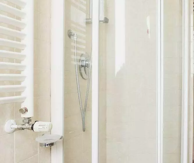 Hostelli Glozo Villa Sant Espedito Resort