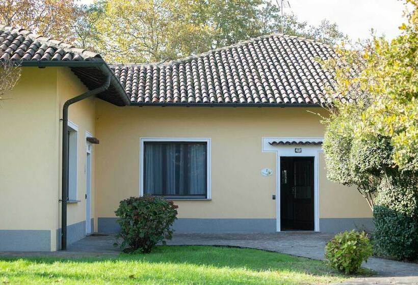 פונדק Glozo Villa Sant Espedito Resort