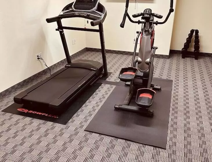 ホテル Aurora Park Inn & Suites