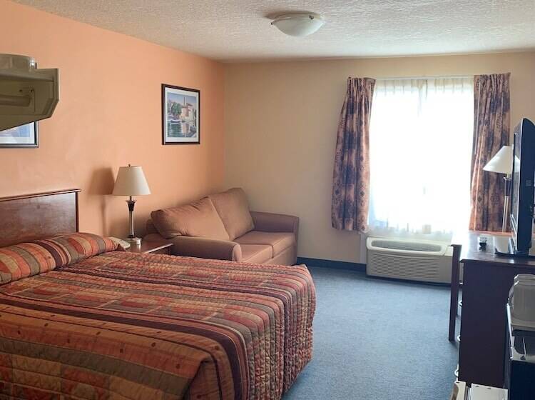 فندق Aurora Park Inn & Suites