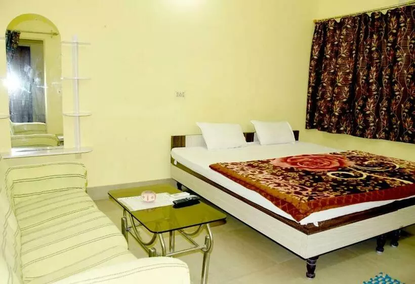 ホテル Basundhara