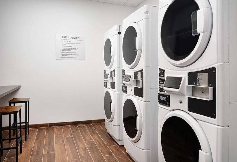 酒店 Hampton Inn Towson Downtown