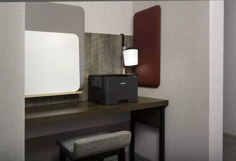 ホテル Hilton Garden Inn Pensacola Downtown