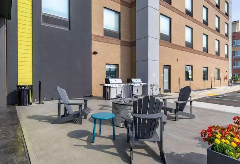 Hotelli Home2 Suites Lexington Keeneland Airport, Ky