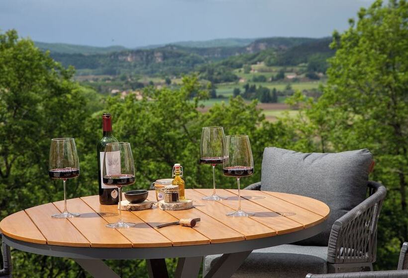 Отель La Perle De Domme