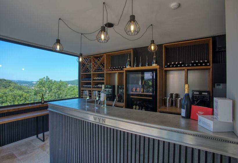 Отель La Perle De Domme