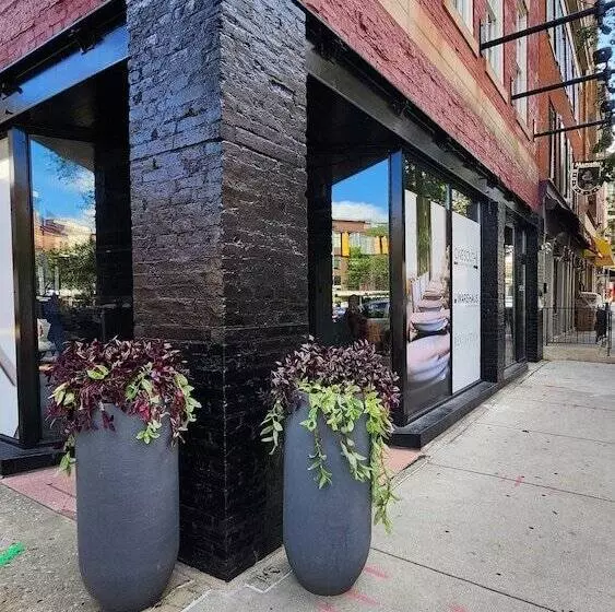 One South Boutique Hotel & Venue