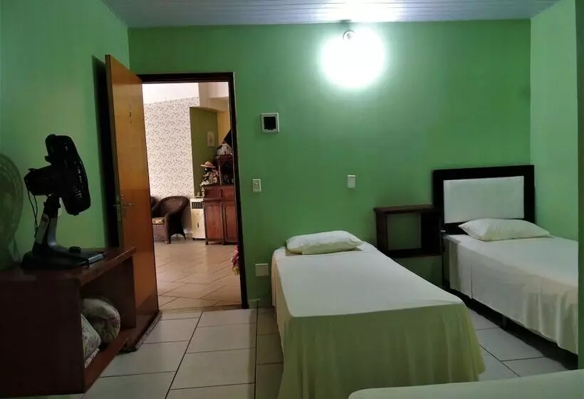 ホテル Pousada Santa Rita