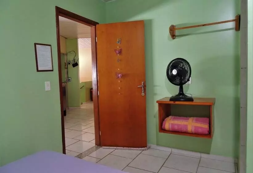 ホテル Pousada Santa Rita