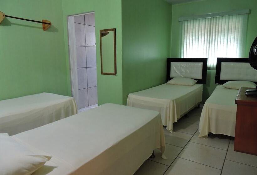 ホテル Pousada Santa Rita