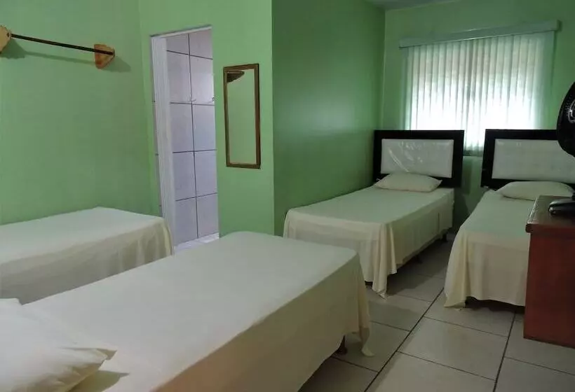 ホテル Pousada Santa Rita