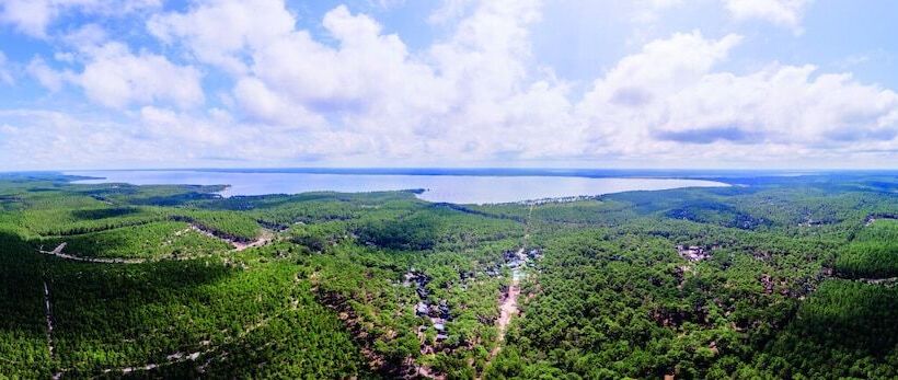 בית מלון כפרי Résidence Les Cavales
