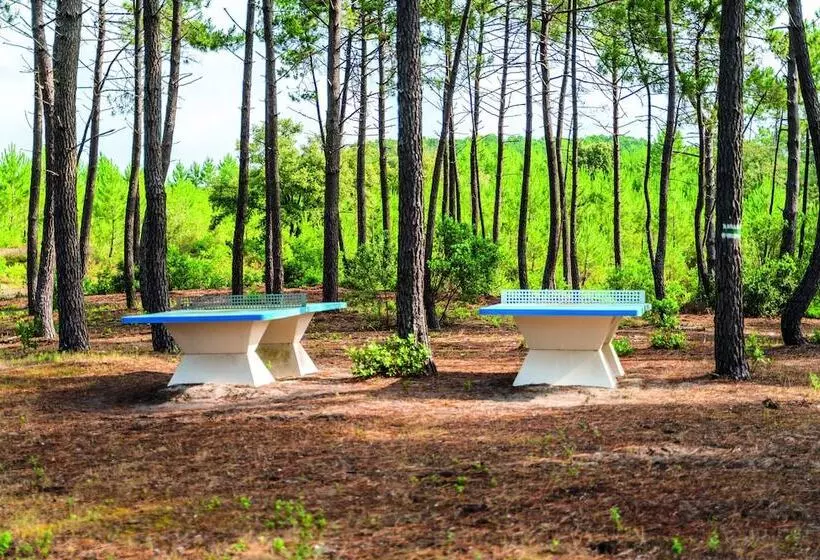 Hotelli Résidence Les Cavales