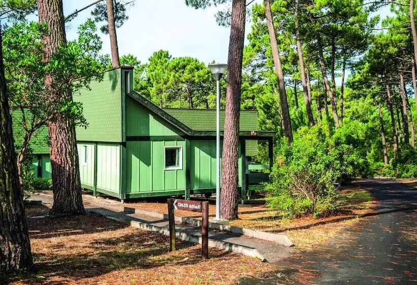 Hotelli Résidence Les Cavales