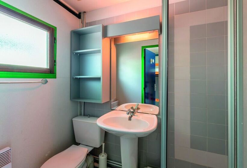 בית מלון כפרי Résidence Les Cavales