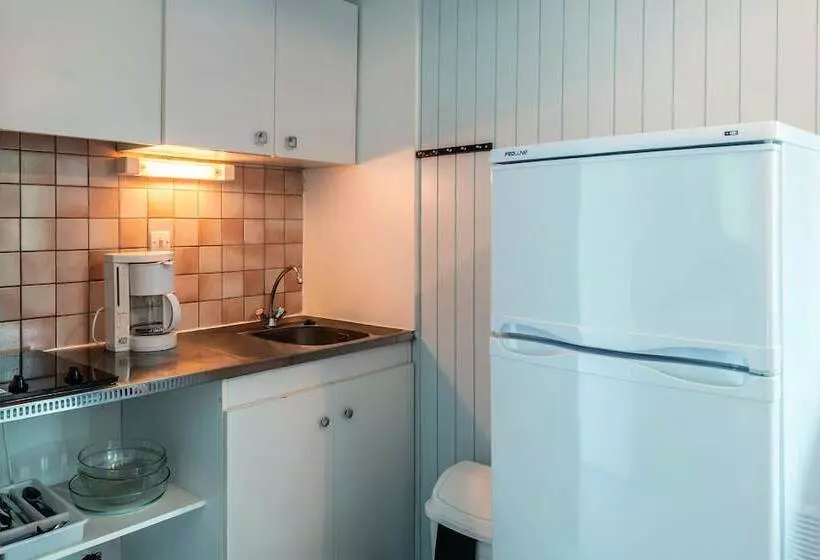 Hotelli Résidence Les Cavales