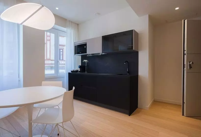 هتل Sant Ambrogio Apartments