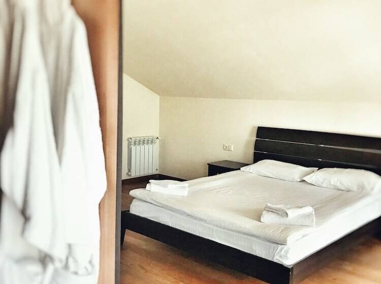 هتل Teghenis Resort