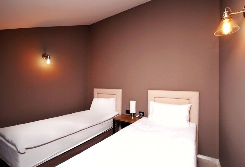 هتل Teghenis Resort