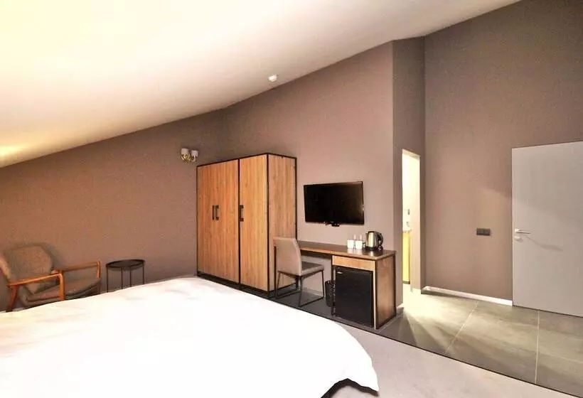 هتل Teghenis Resort