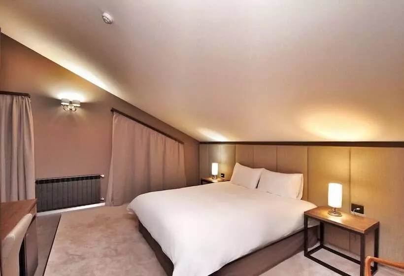 هتل Teghenis Resort