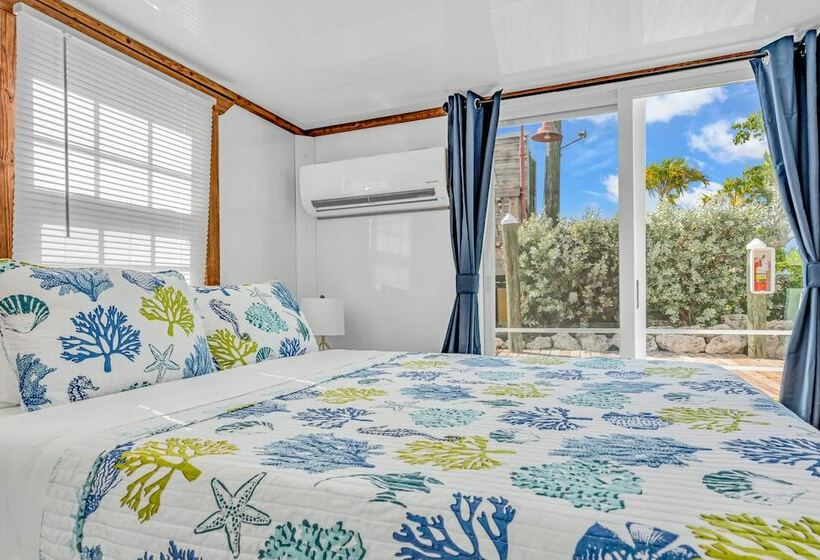 בית מלון כפרי Treasure Harbor