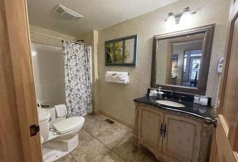 Mountain Harbor Lodge Cottage On Lake Ouachita By Redawning