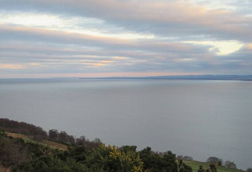 Osprey, Longhouse Cottages