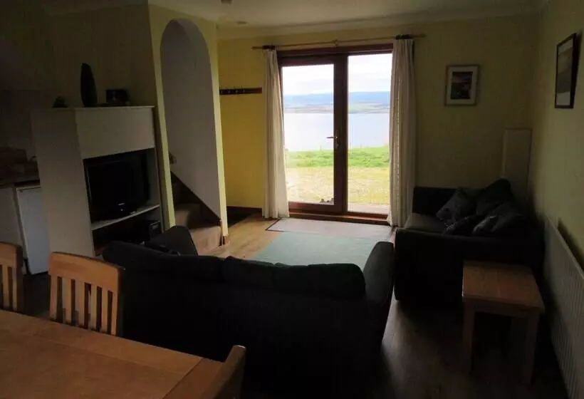 Osprey, Longhouse Cottages