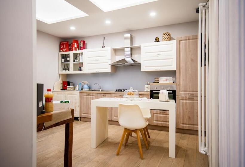 پانسیون Le Suite Del Nostromo