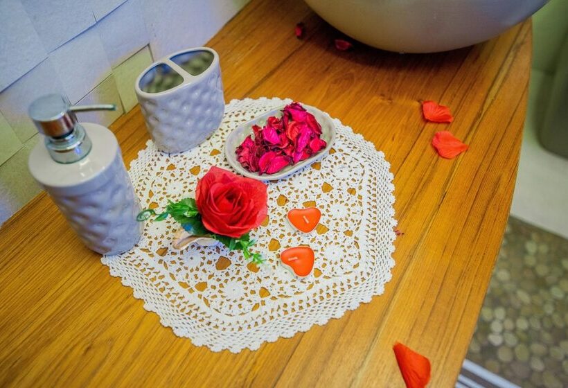 پانسیون Le Suite Del Nostromo